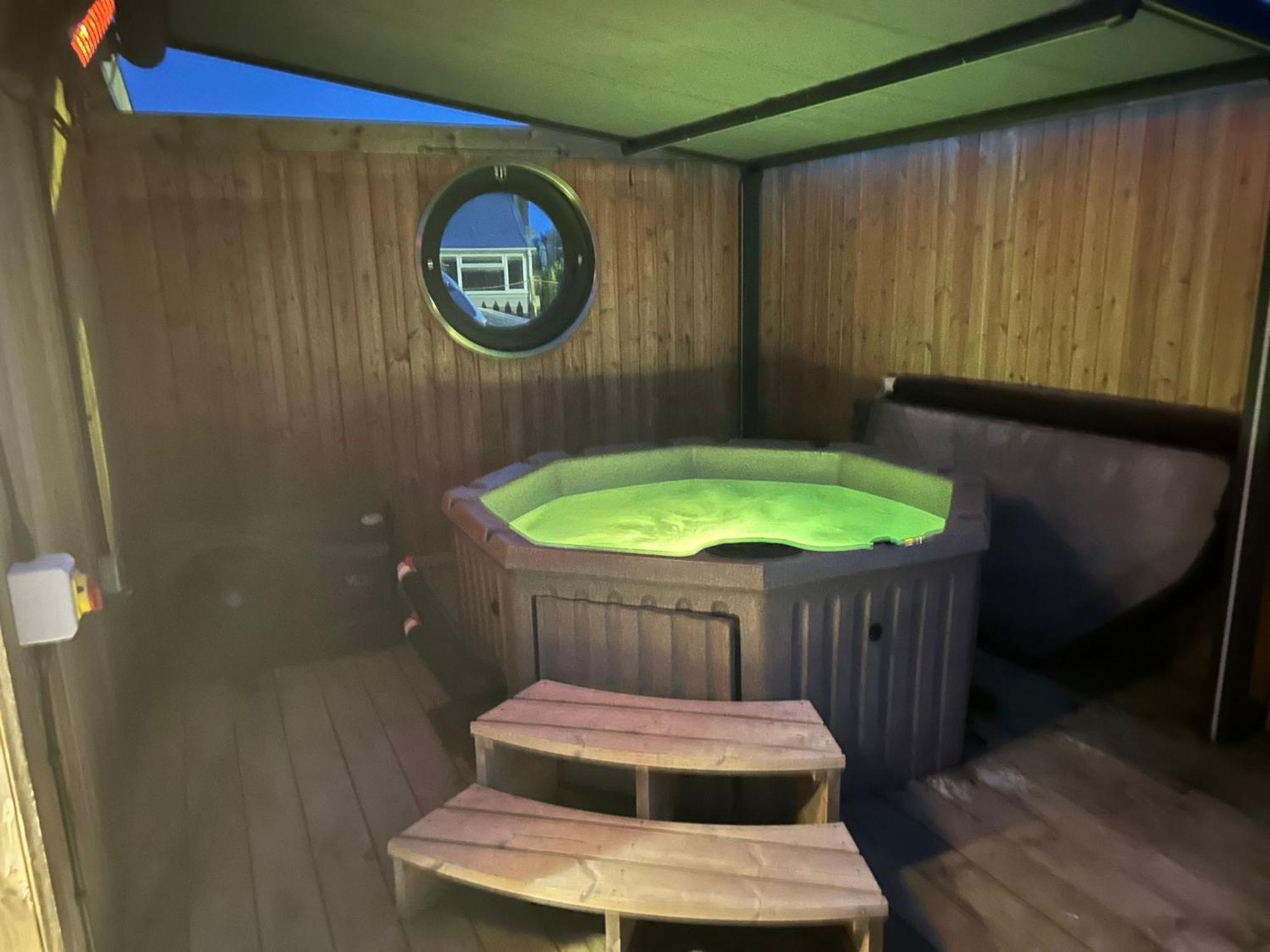 Humberston Boathouse Lodge & Hot Tub - Cleethorpes Beach Cabin Chalet Экстерьер фото